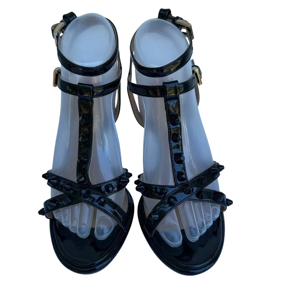 Love Moschino Black Patent Spike T-Strap Sandals Whimsigoth Edgy Glam IT 36 US 6